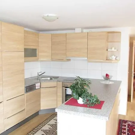 Wohfuhlappartement Strolz Apartamento